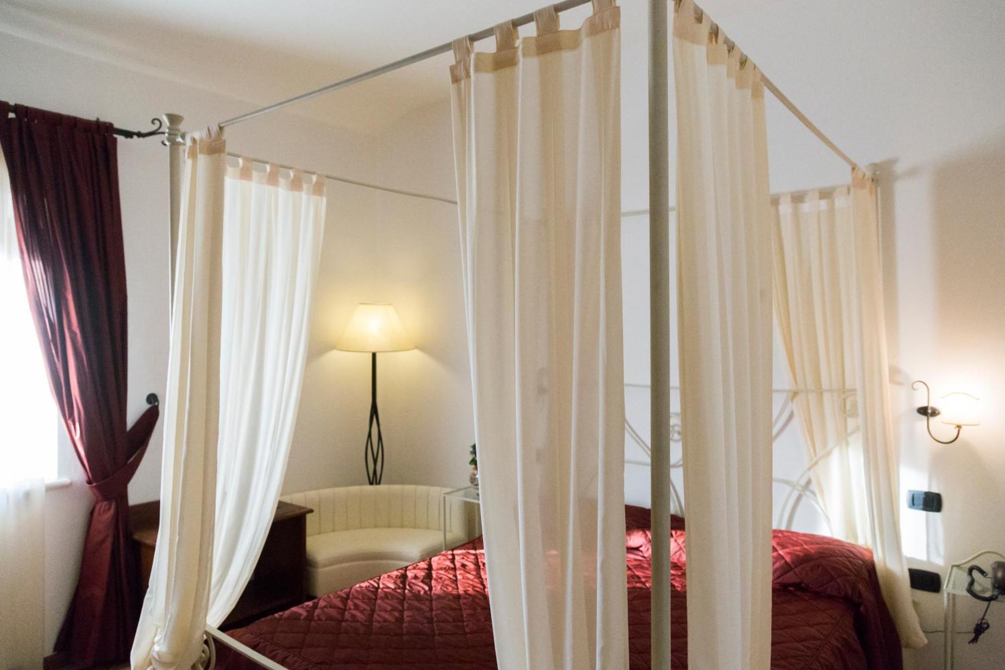 Colleverde Country House & Spa 우르비노 외부 사진